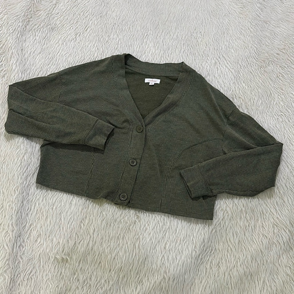 Closie green rib knit cropped cardigan size medium size medium